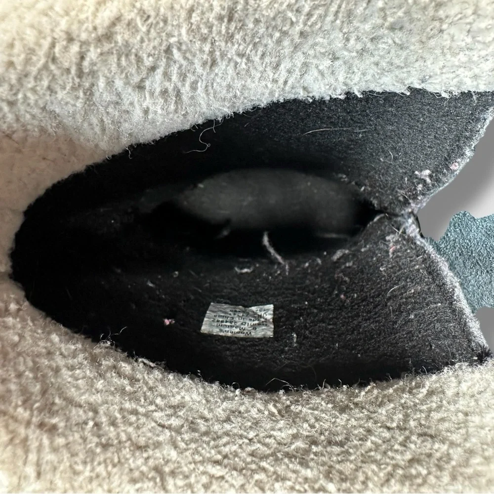 L.L. Bean Leather Duck Boots - Picture 9 of 12